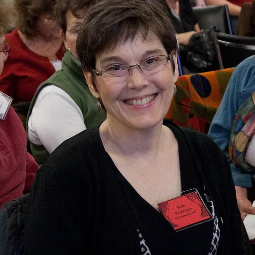 Portrait of Beth Krommes