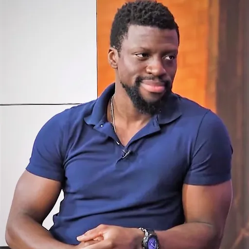 Portrait of Michael Luwoye
