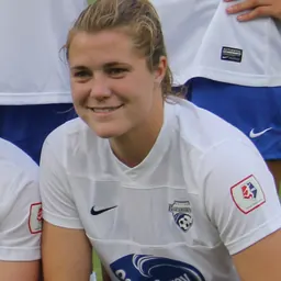 Portrait of Katie Schoepfer