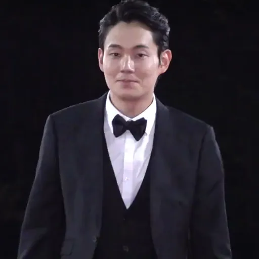 Portrait of Ryu Kyung-soo