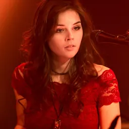 Portrait of Elise Trouw