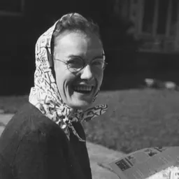 Portrait of Evalyn Bates