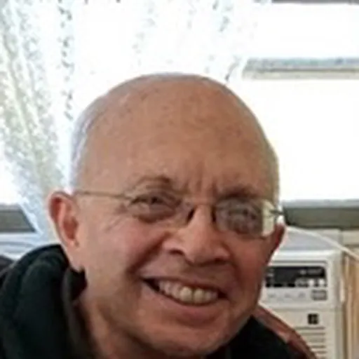 Portrait of Ron Epstein