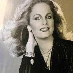 Portrait of Judi Andersen