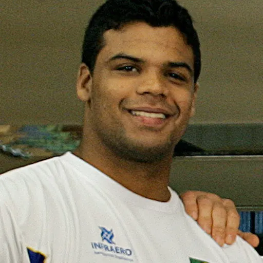 Portrait of Luciano Corrêa