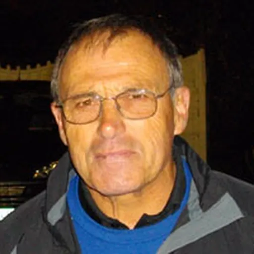 Portrait of Dario Gradi