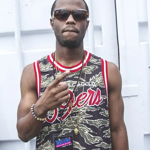 Portrait of Casey Veggies