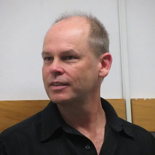 Portrait of Erik Ian Asphaug