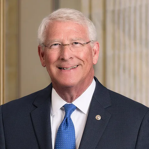 Portrait of Roger Wicker