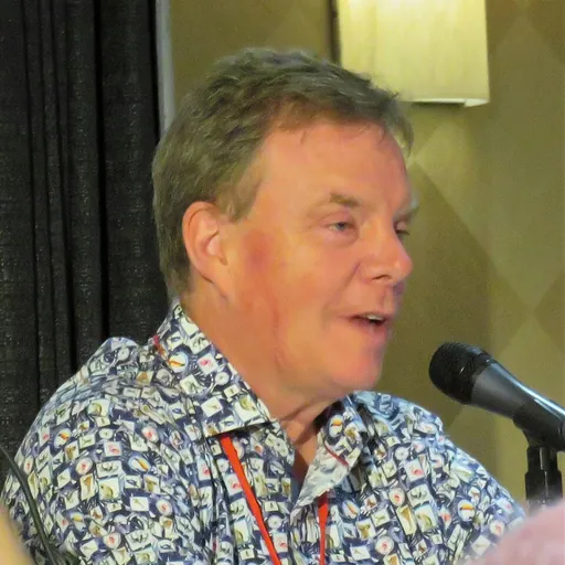 Portrait of Rob Tapert