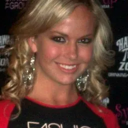Portrait of Caitlin Upton