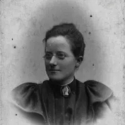 Portrait of Astrid Blume