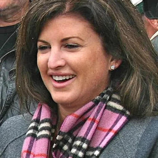 Portrait of Rona Ambrose
