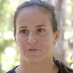 Portrait of Shannon Parry