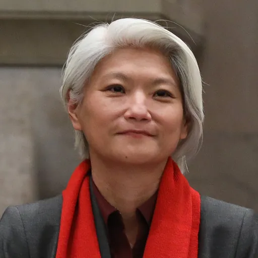 Portrait of Iwen Chu