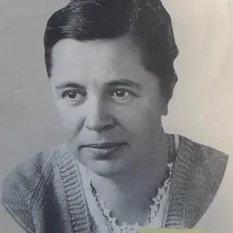 Portrait of Ruth Blum
