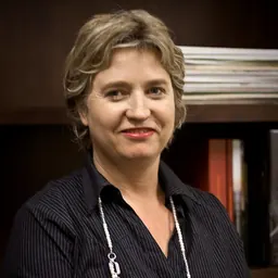 Portrait of Annette Steyn