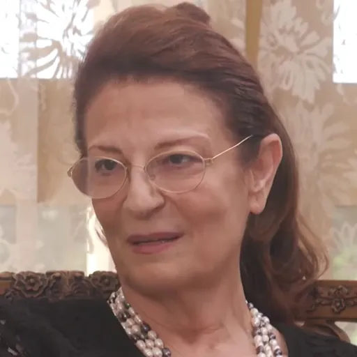 Portrait of Alice Shabtini