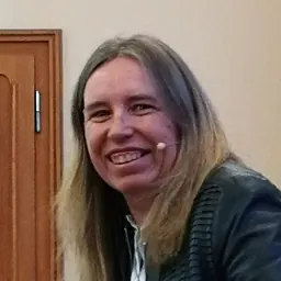 Portrait of Anja Feldmann