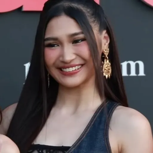 Portrait of Jhoanna Robles