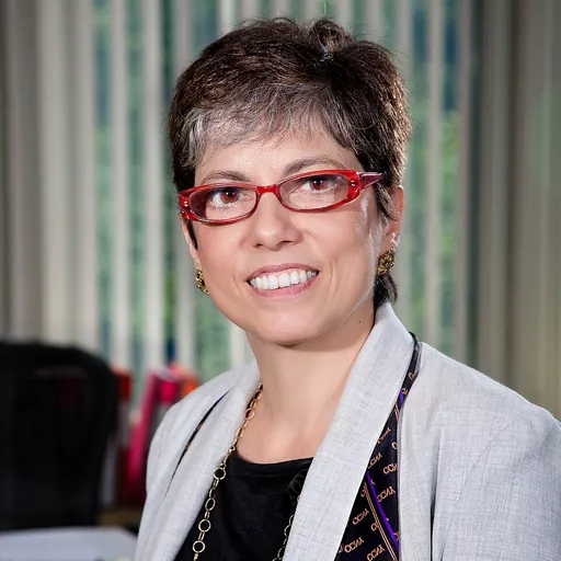 Portrait of Lisa Staiano-Coico