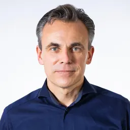 Portrait of Mark Harbers