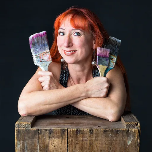 Portrait of Liz LaManche