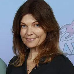 Portrait of Nicole de Boer