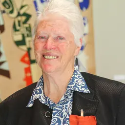 Portrait of Miriam Saphira