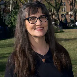 Portrait of Jen Senko