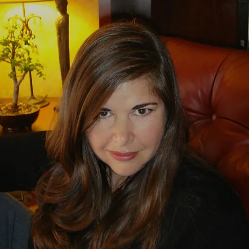 Portrait of Lisa Unger