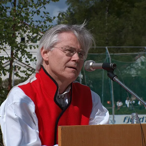 Portrait of Sylfest Lomheim