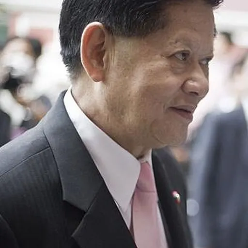 Portrait of Chumpol Silpa-archa