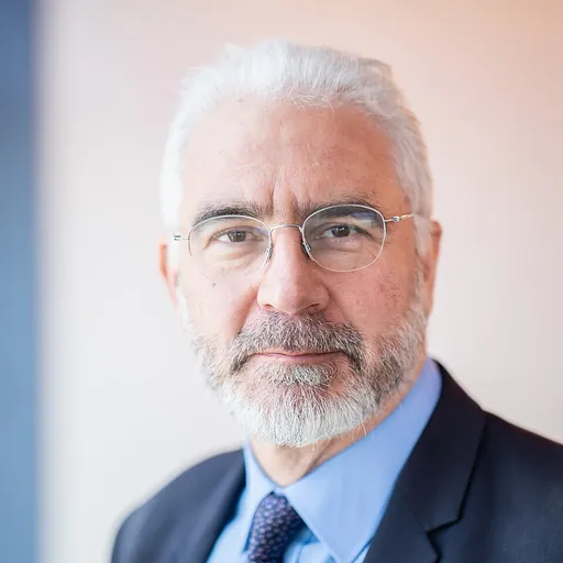 Portrait of Simon Glendinning