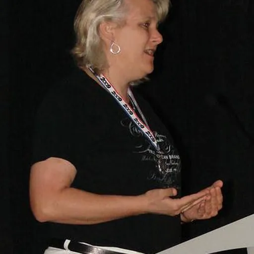Portrait of Lisa Stevens
