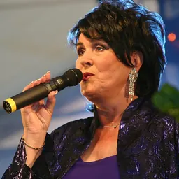 Portrait of Lea Laven