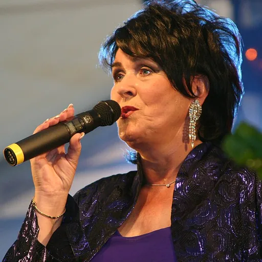 Portrait of Lea Laven