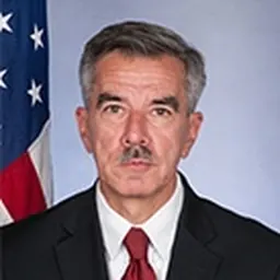 Portrait of Mark Taplin