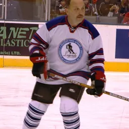 Portrait of Bryan Trottier
