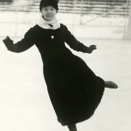 Portrait of Margot Moe