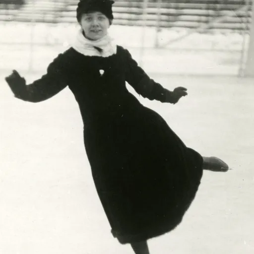 Portrait of Margot Moe