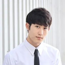 Portrait of Chawin Likitcharoenpong