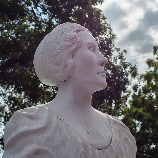 Portrait of Graciela Rincón Calcaño
