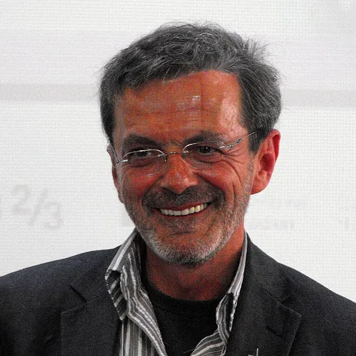 Portrait of Raymond Gravel