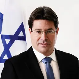 Portrait of Ofir Akunis
