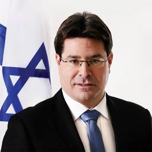 Portrait of Ofir Akunis