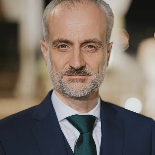 Portrait of Emmanuel Navon
