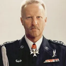 Portrait of Sławomir Petelicki