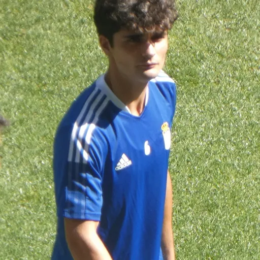 Portrait of Javi Mier