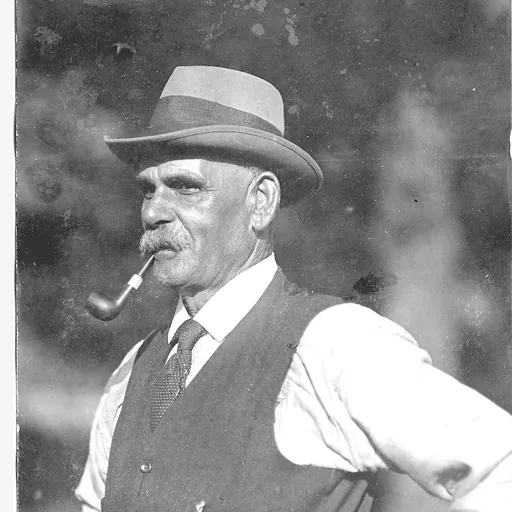 Portrait of Charlie Checkett